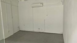 Elias Mall (D18), Retail #623529881